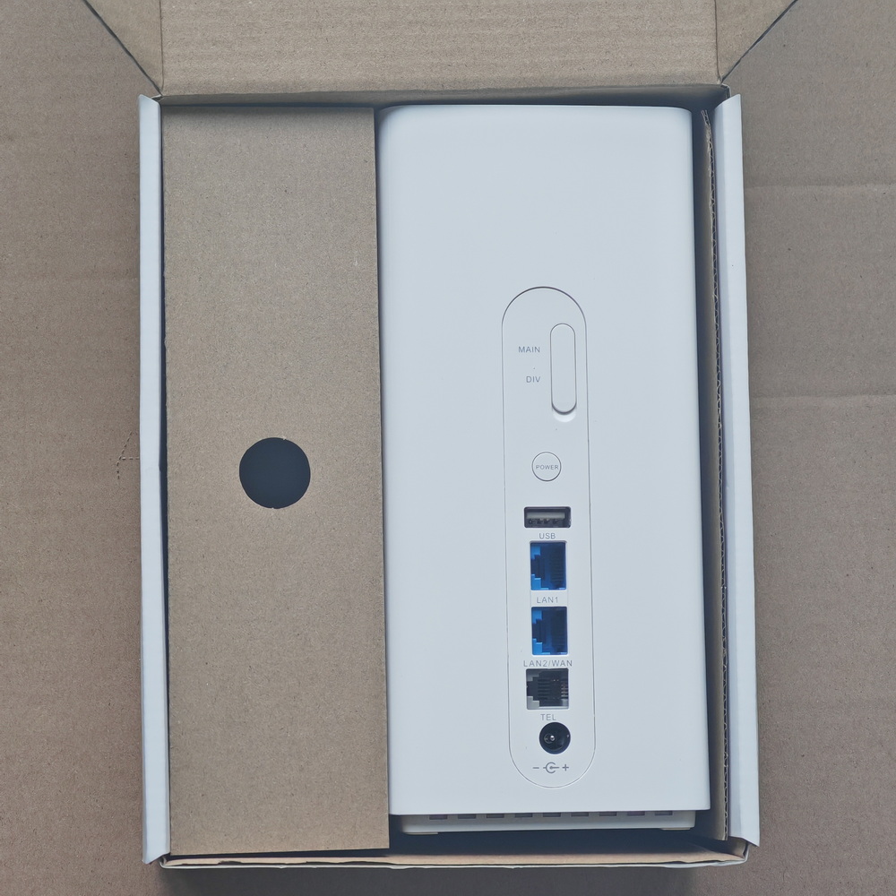 Unlocked 4G LTE CPE B618s-22d  - đánh giá và giá 4G Lte Router Sim